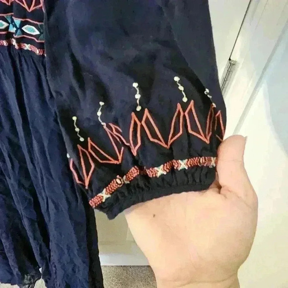Flying Tomato Navy embroidered boho maxi dress size M - Picture 3 of 7